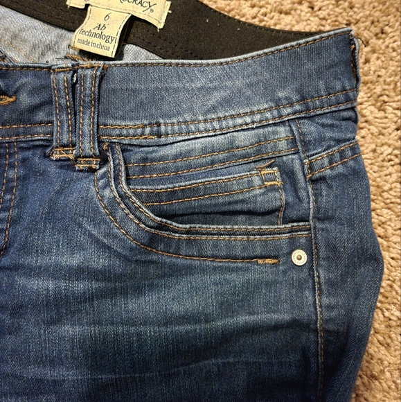 Democracy Jeans - Picture 7 of 14